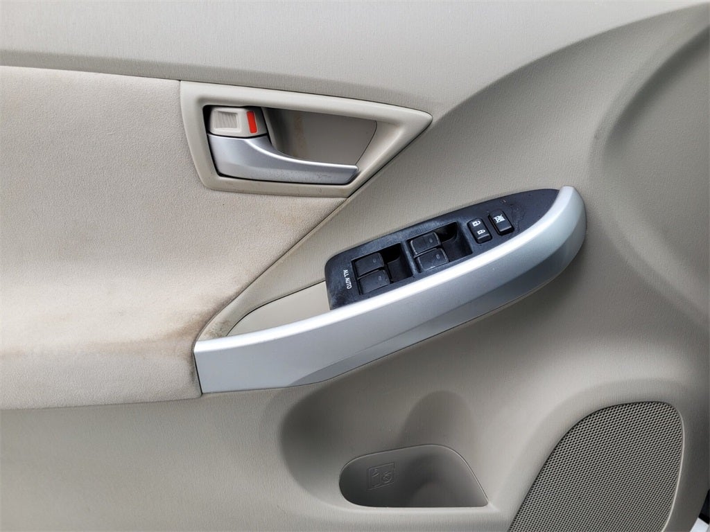 2014 Toyota PRIUS Two