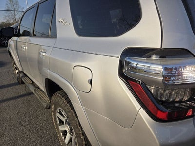 2019 Toyota 4RUNNER TRD Off-Road Premium