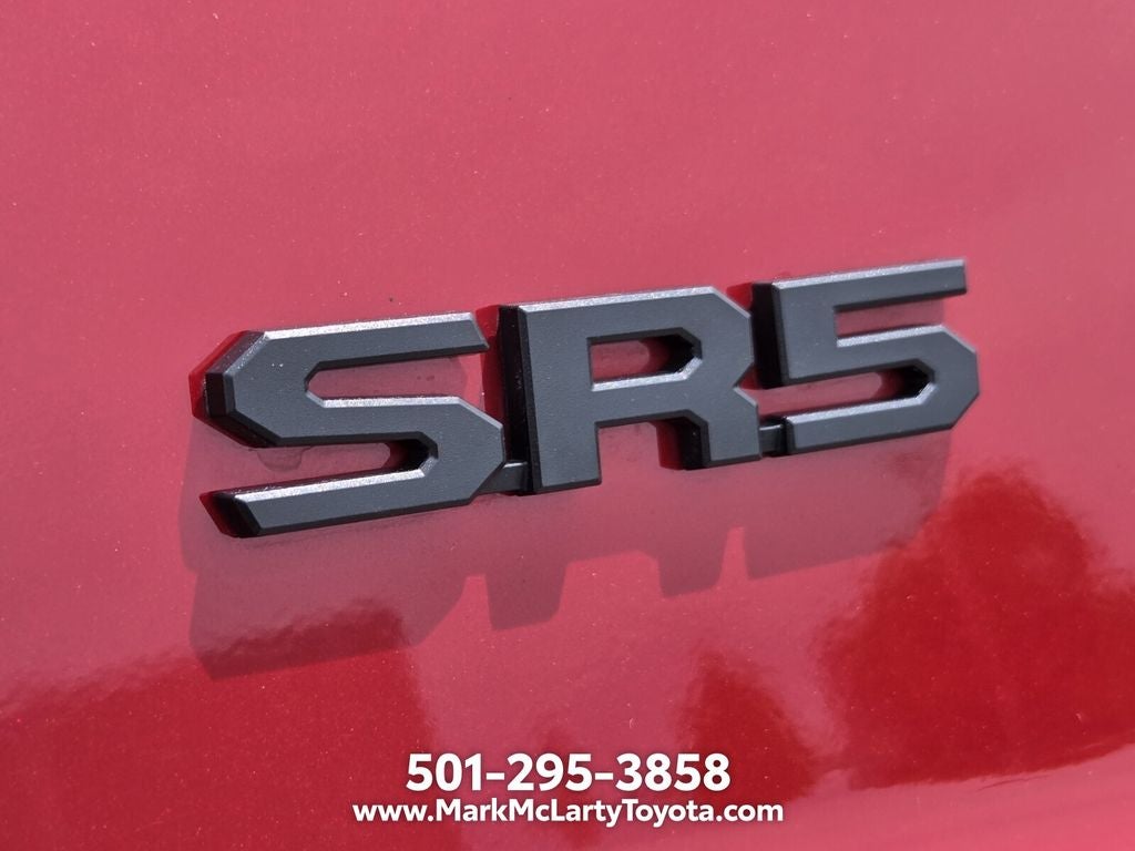 2025 Toyota 4RUNNER SR5