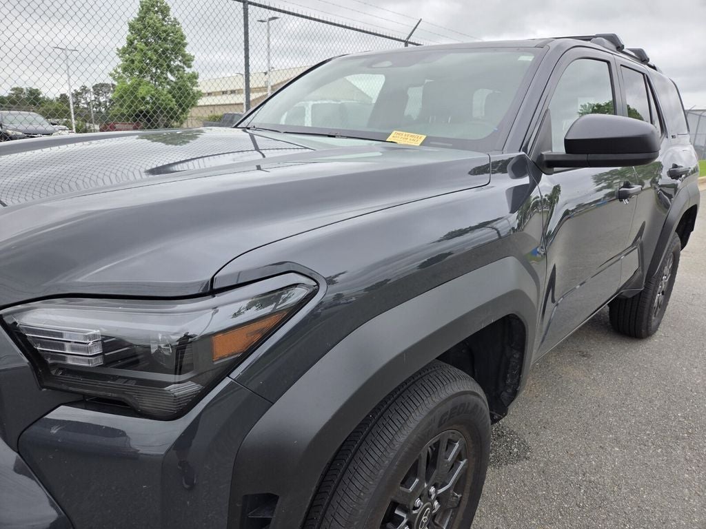 2025 Toyota 4RUNNER SR5