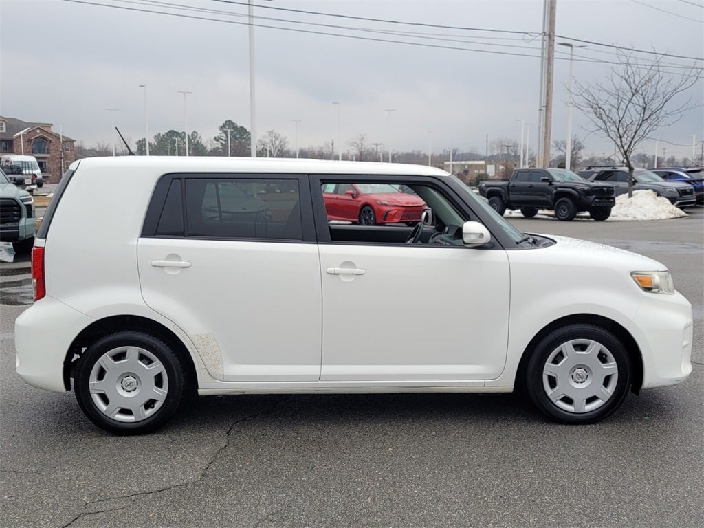 2014 Scion SCION XB 5dr Wgn Auto (Natl)