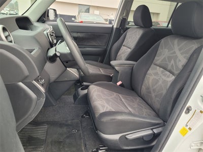 2014 Scion SCION XB Base