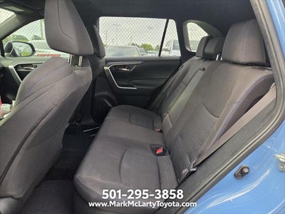 2023 Toyota RAV4 Hybrid SE