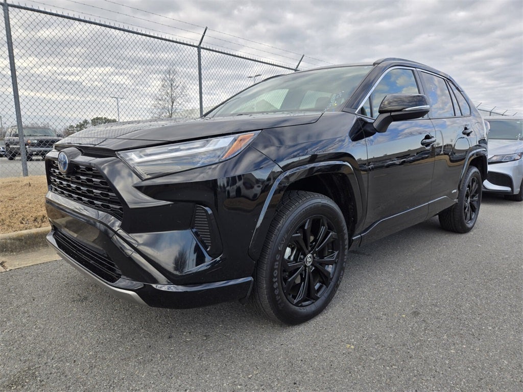 2023 Toyota RAV4 HYBRID SE