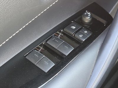 2022 Toyota COROLLA HATCHBACK SE