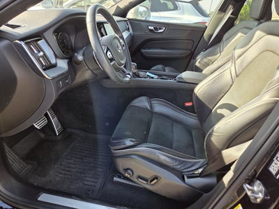 2019 Volvo XC60 T6 R-Design