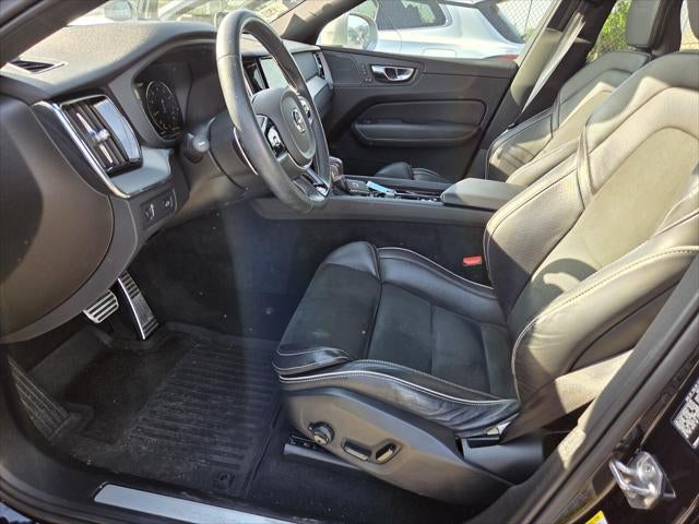 2019 Volvo XC60 T6 R-Design