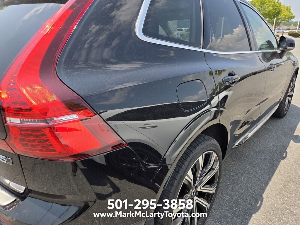 2023 Volvo XC60 B5 Ultimate Bright Theme