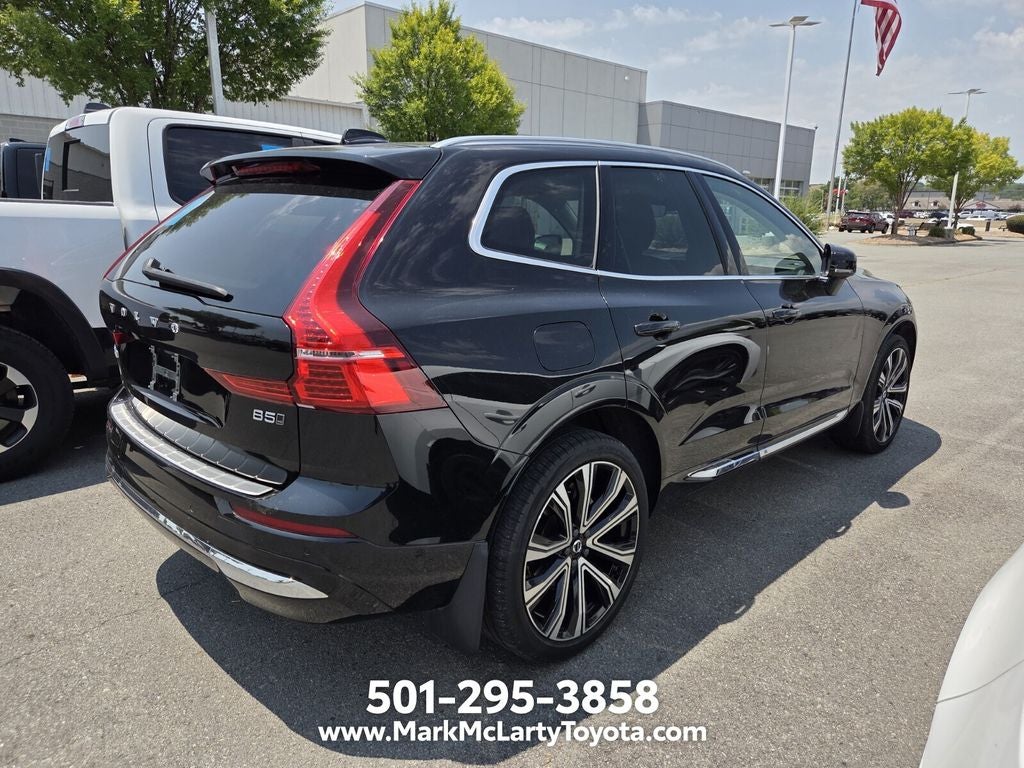 2023 Volvo XC60 B5 Ultimate Bright Theme