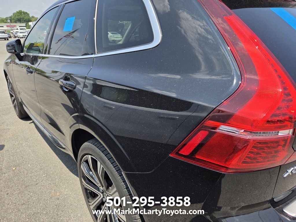 2023 Volvo XC60 B5 Ultimate Bright Theme