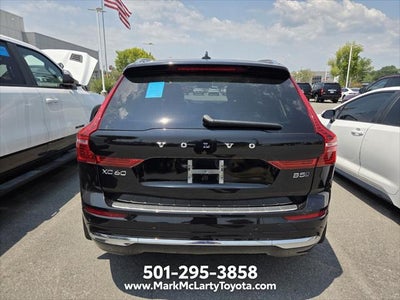 2023 Volvo XC60 B5 Ultimate Bright Theme