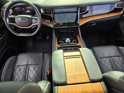 2022 Jeep Grand Wagoneer Series III