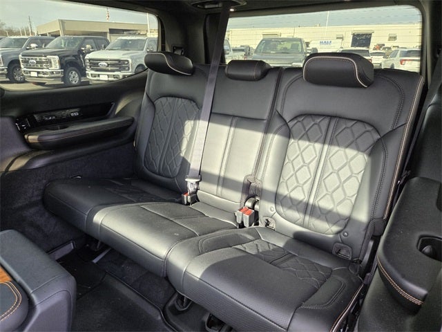 2022 Jeep Grand Wagoneer Series III