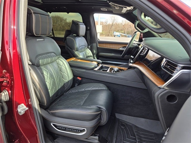 2022 Jeep Grand Wagoneer Series III