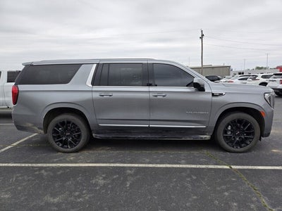 2023 GMC Yukon XL SLT