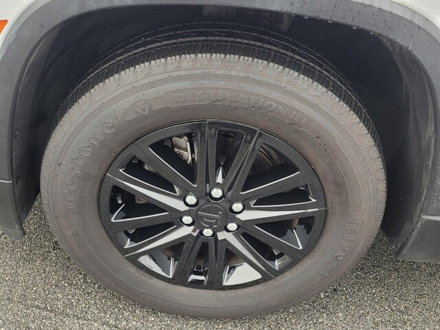 2023 Chevrolet Traverse LT Cloth w/2FL