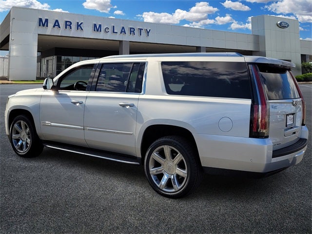 2019 Cadillac Escalade ESV Luxury