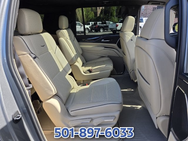 2023 Cadillac Escalade ESV Premium