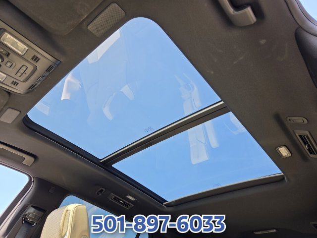 2023 Cadillac Escalade ESV Premium