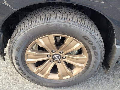 2024 Nissan Titan SV