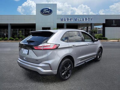 2022 Ford Edge SE