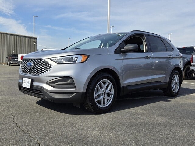2023 Ford Edge SE