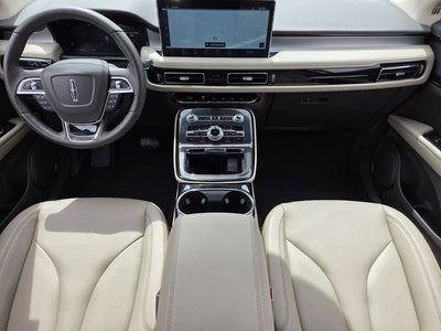 2023 Lincoln Nautilus Standard