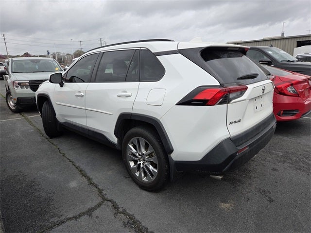 2020 Toyota RAV4 XLE Premium