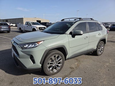2020 Toyota RAV4 XLE Premium