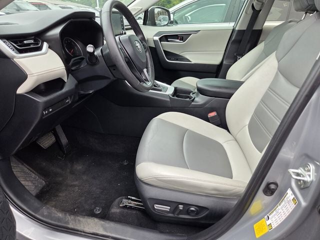 2019 Toyota RAV4 XLE Premium