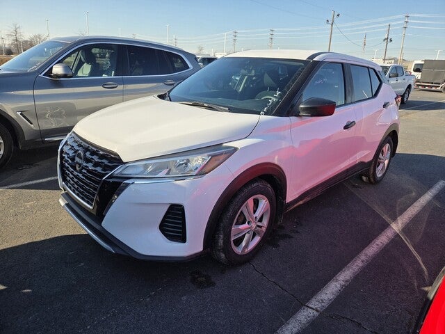 2022 Nissan Kicks S