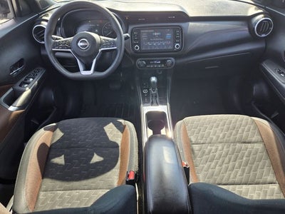 2024 Nissan Kicks SR