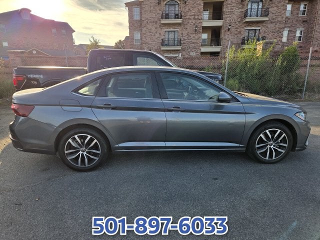 2025 Volkswagen Jetta 1.5T SE