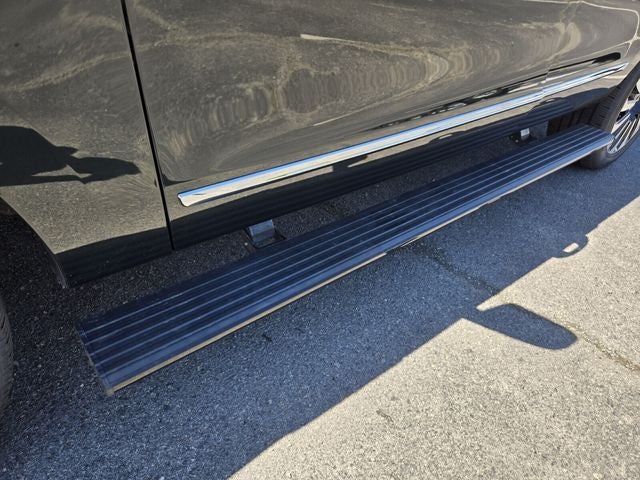 2022 Lincoln Navigator Black Label