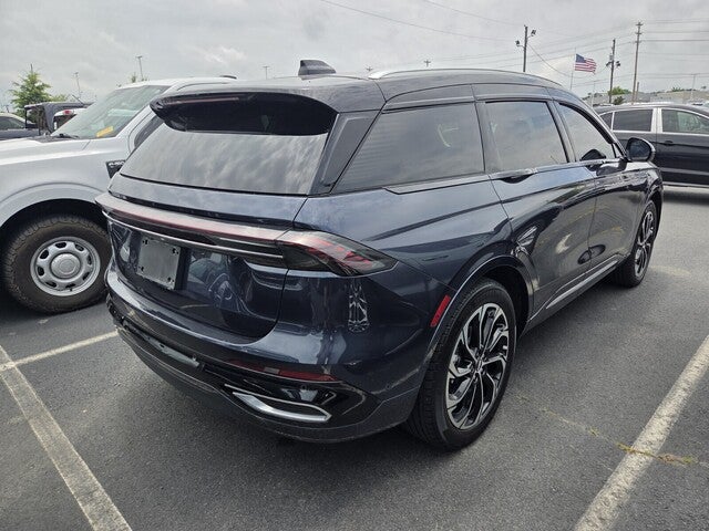 2024 Lincoln Nautilus Reserve