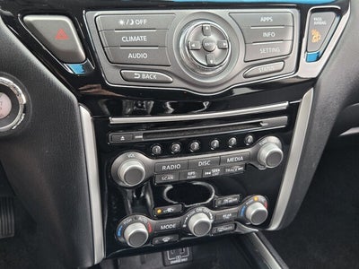 2019 Nissan Pathfinder SV