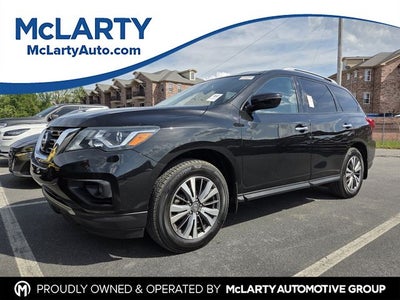 2019 Nissan Pathfinder SV