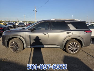 2023 Nissan Pathfinder SL