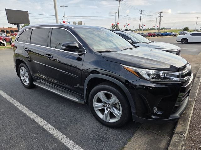 2017 Toyota Highlander Limited