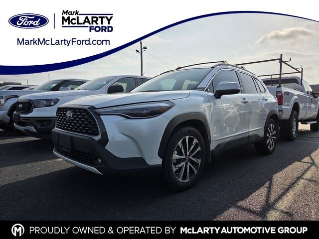 2024 Toyota Corolla Cross XLE