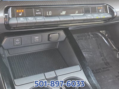 2025 Toyota Prius XLE