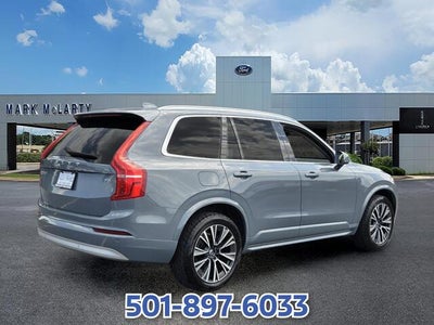 2022 Volvo XC90 T5 Momentum