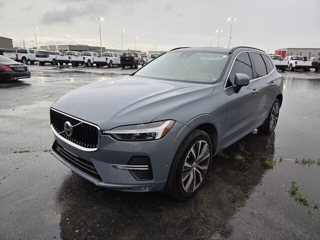 2022 Volvo XC60 B5 Momentum
