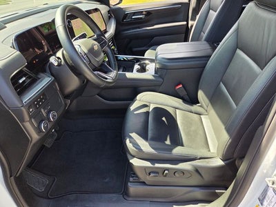 2025 Chevrolet Suburban LT