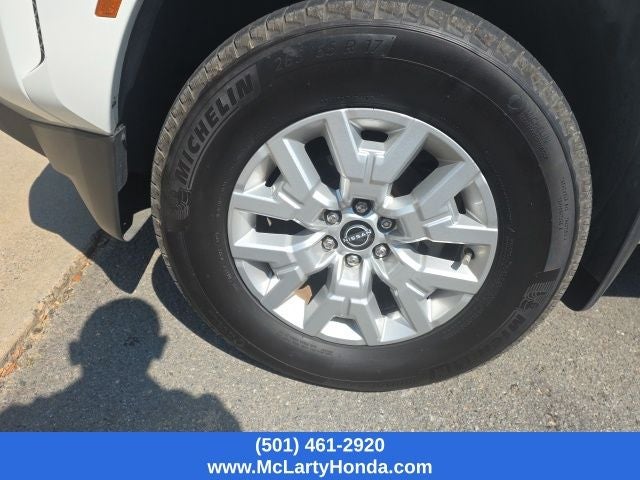 2024 Nissan Frontier SV