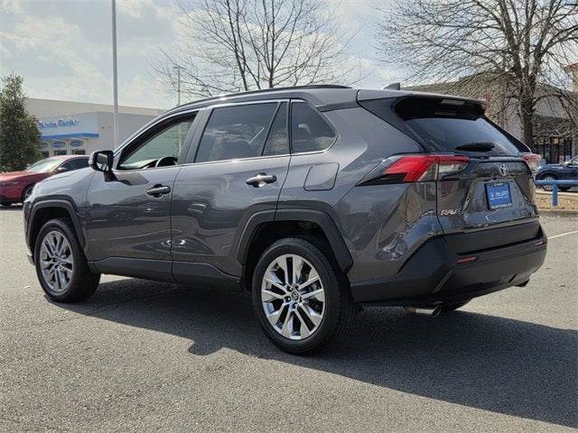 2020 Toyota RAV4 XLE Premium