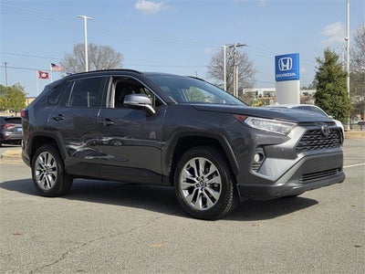 2020 Toyota RAV4 XLE Premium