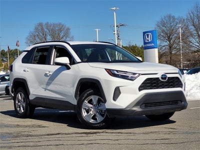 2024 Toyota RAV4 XLE