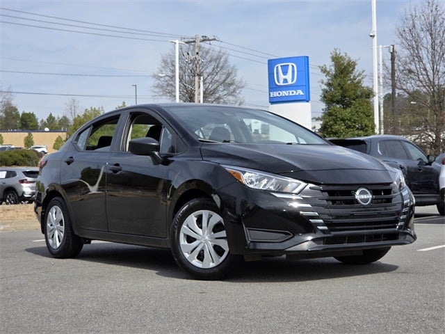 2023 Nissan Versa 1.6 S