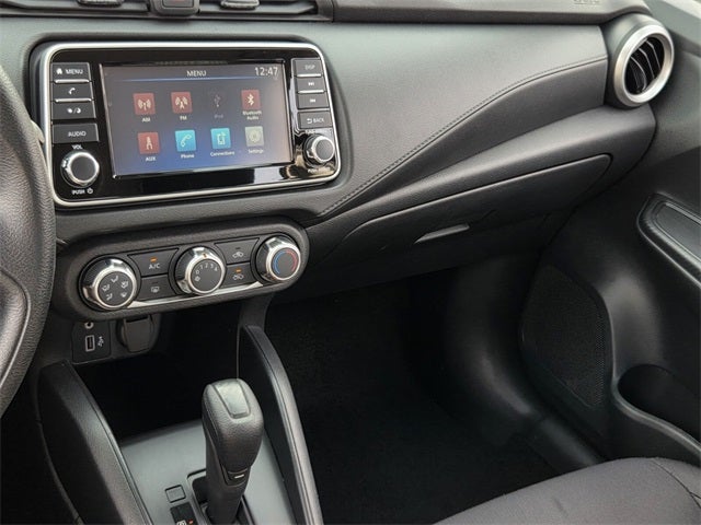 2023 Nissan Versa 1.6 S